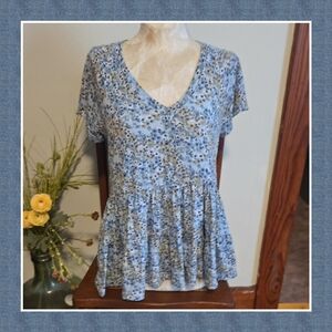 Poof! Blue Floral Women's Top Size Small